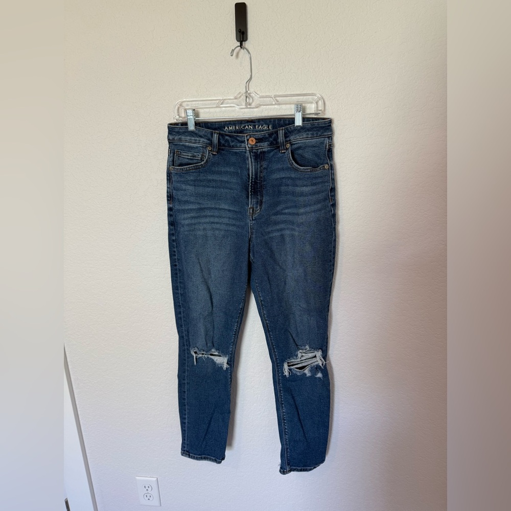 American Eagle Outfitters Women's Distressed Dark Blue Skinny Jeans